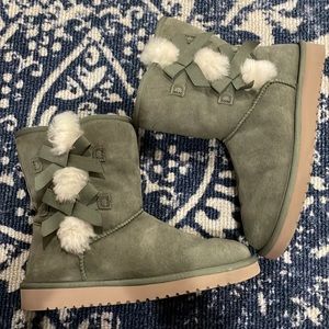 Koolaburra by Ugg Olive Green Booties
